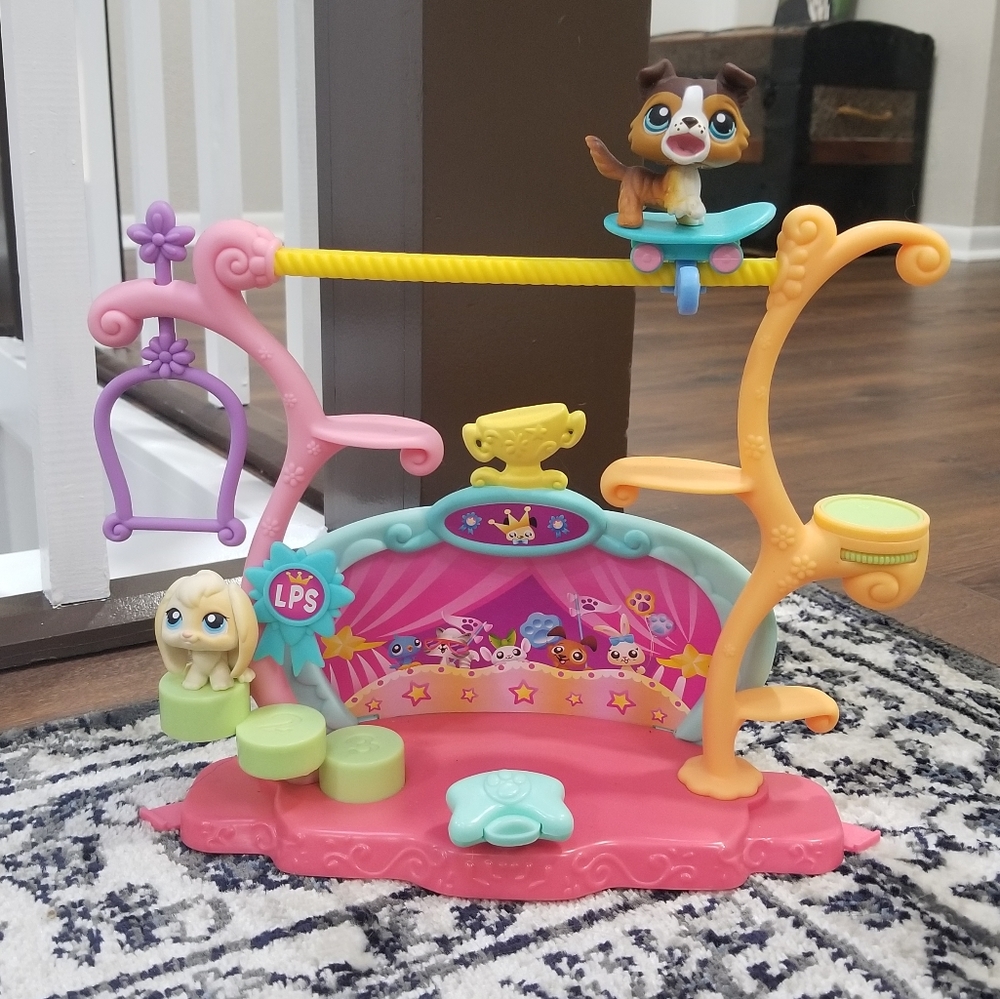 Littlest Pet Shop Talent Show 2 Pet Set